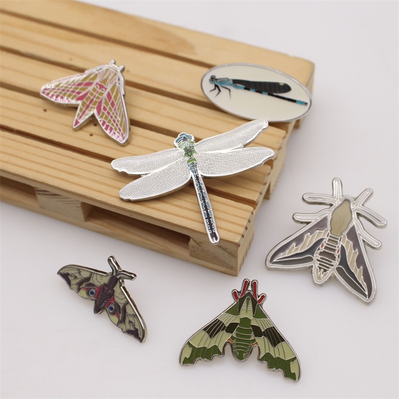 Metal badge customization, insect badge, pin design